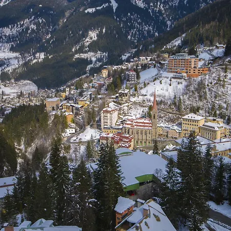 Beautiful With Free Parking Bad Gastein